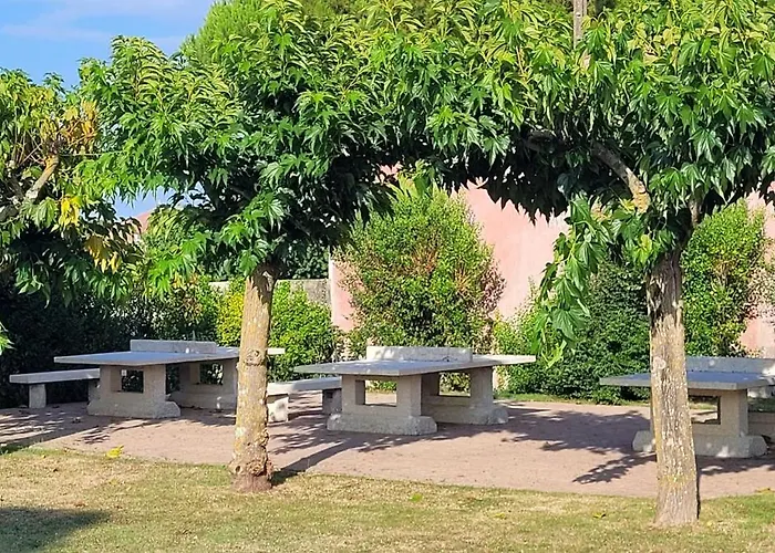 Dans Parc Résidentiel Privé Avec Wifi, Piscine Chalet *