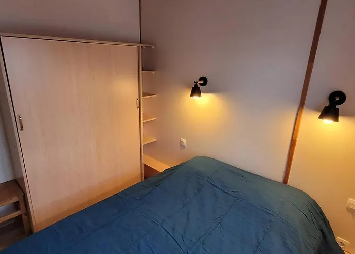 Dans Parc Résidentiel Privé Avec Wifi, Piscine