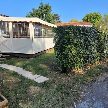 Dans Parc Residentiel Prive Avec Wifi, Piscine 생-피에르-돌레롱