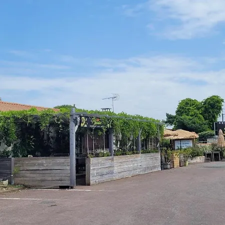 Chalet Dans Parc Residentiel Prive Avec Wifi, Piscine Saint-Pierre-d'Oleron