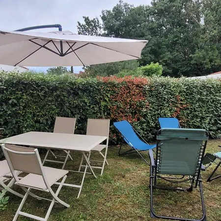 Dans Parc Residentiel Prive Avec Wifi, Piscine Chalet *