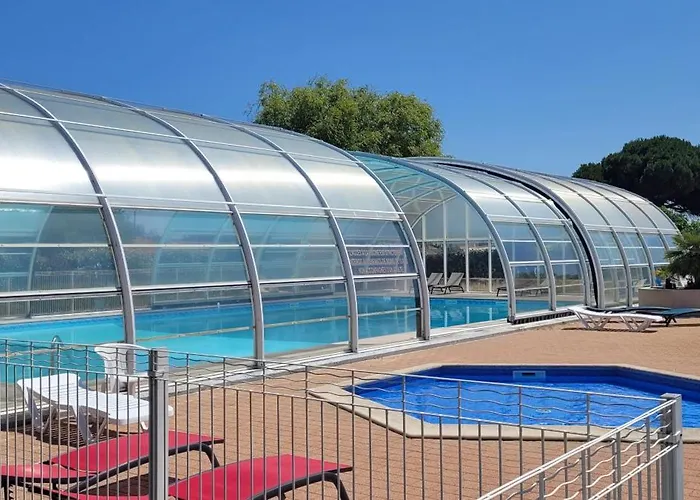 Dans Parc Résidentiel Privé Avec Wifi, Piscine * Saint-Pierre-d'Oleron