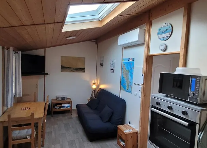 Dans Parc Résidentiel Privé Avec Wifi, Piscine Chalet *